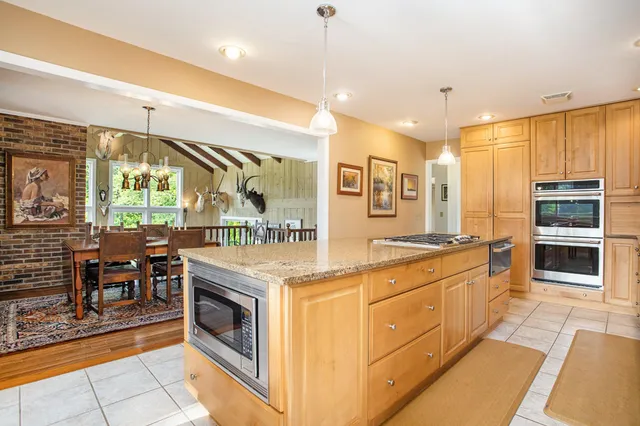 $1,999,000 | 2347 West Dowling Road, Delton, MI 49046