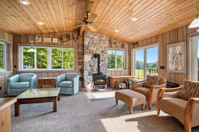 $1,999,000 | 2347 West Dowling Road, Delton, MI 49046