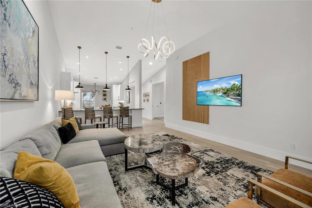 1540 Blue Point Avenue, Unit 201 Naples, FL 34102 - Photo 11 of 21