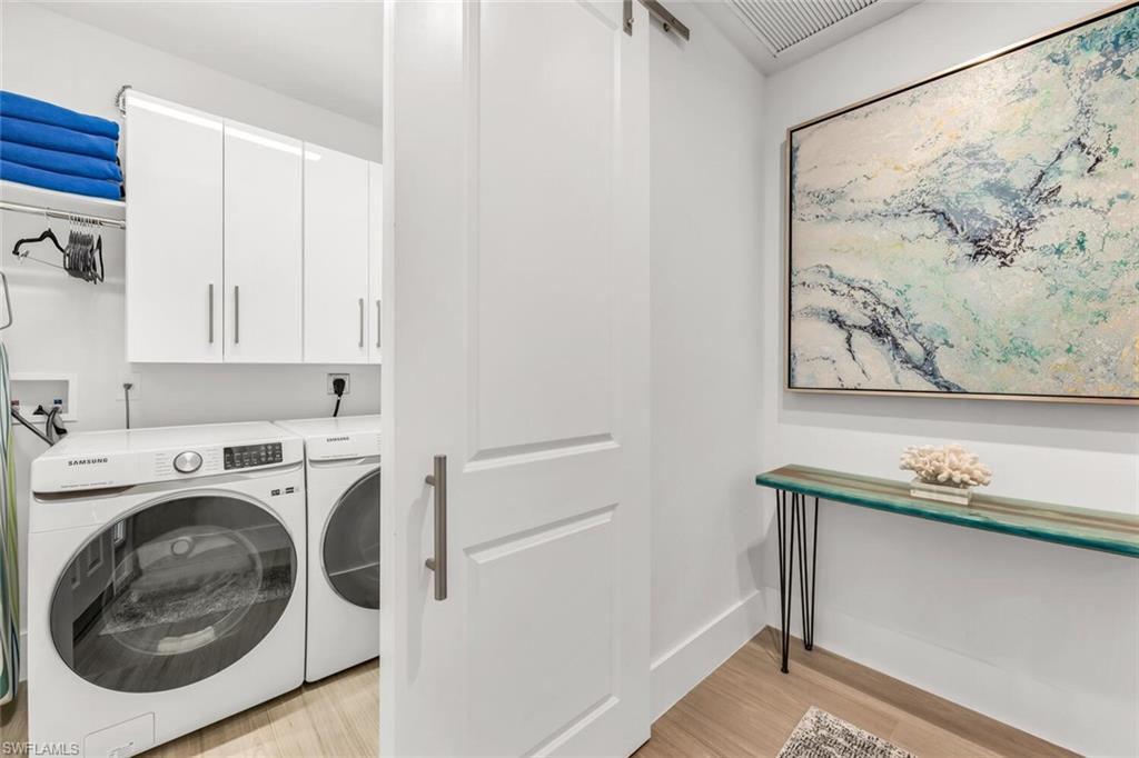 1540 Blue Point Avenue, Unit 201 Naples, FL 34102 - Photo 19 of 20