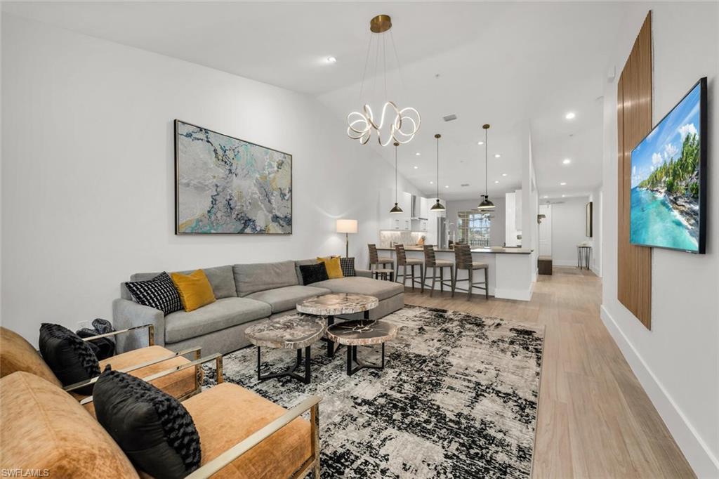 1540 Blue Point Avenue, Unit 201 Naples, FL 34102 - Photo 10 of 21