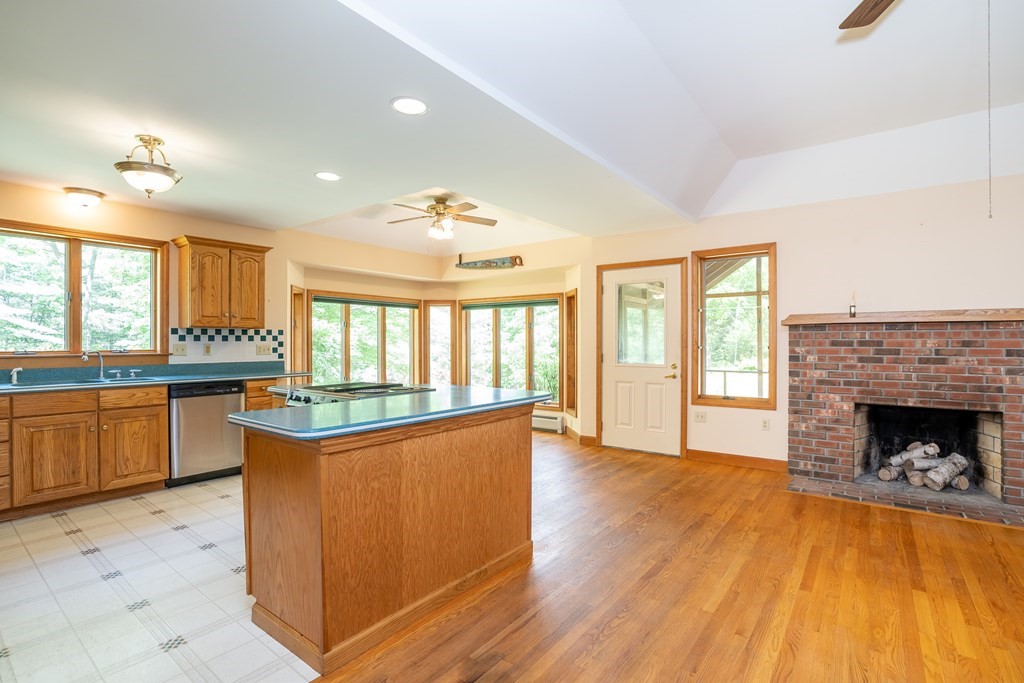 195 North Valley Road Pelham, MA 01002 - Photo 19 of 42