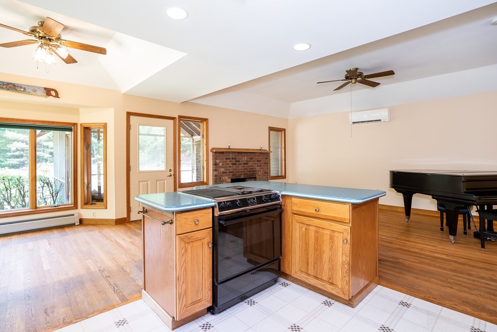 195 North Valley Road Pelham, MA 01002 - Photo 26 of 42