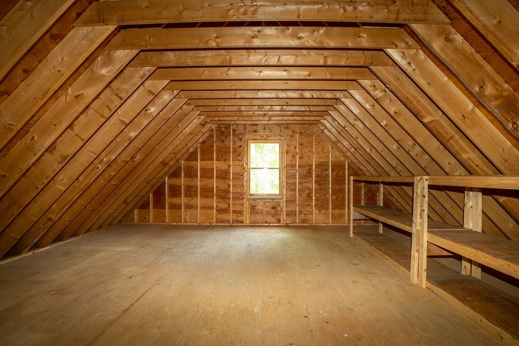 195 North Valley Road Pelham, MA 01002 - Photo 6 of 42