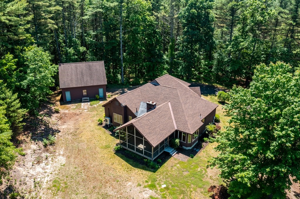 195 North Valley Road Pelham, MA 01002 - Photo 7 of 42