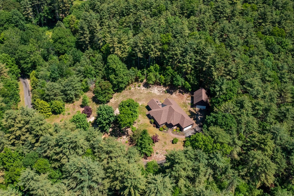 195 North Valley Road Pelham, MA 01002 - Photo 10 of 42