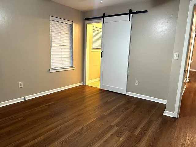 $1,700 | 605 Valle Vista Drive, Athens, TX 75751