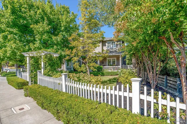 $2,650,000 | 1540 Allyn Avenue, St. Helena, CA 94574