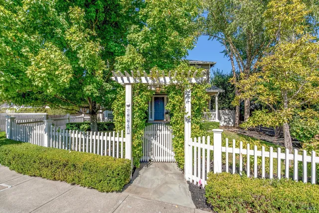 $2,650,000 | 1540 Allyn Avenue, St. Helena, CA 94574