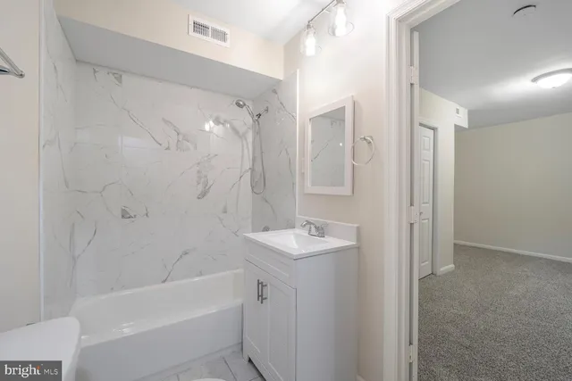 $4,250 | 13802 Poplar Tree Road, Chantilly, VA 20151