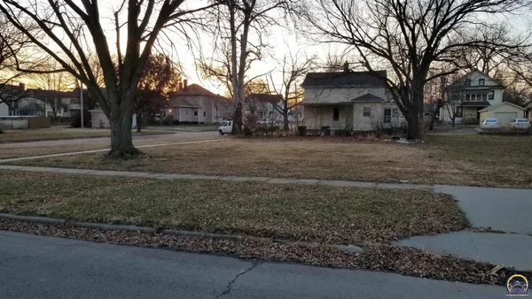 $25,000 | 701 Congress Street, Emporia, KS 66801
