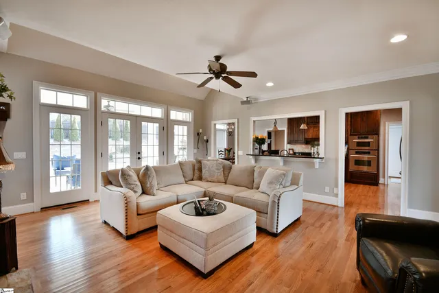 $735,000 | 125 Walnut Creek Way, Greenville, SC 29611