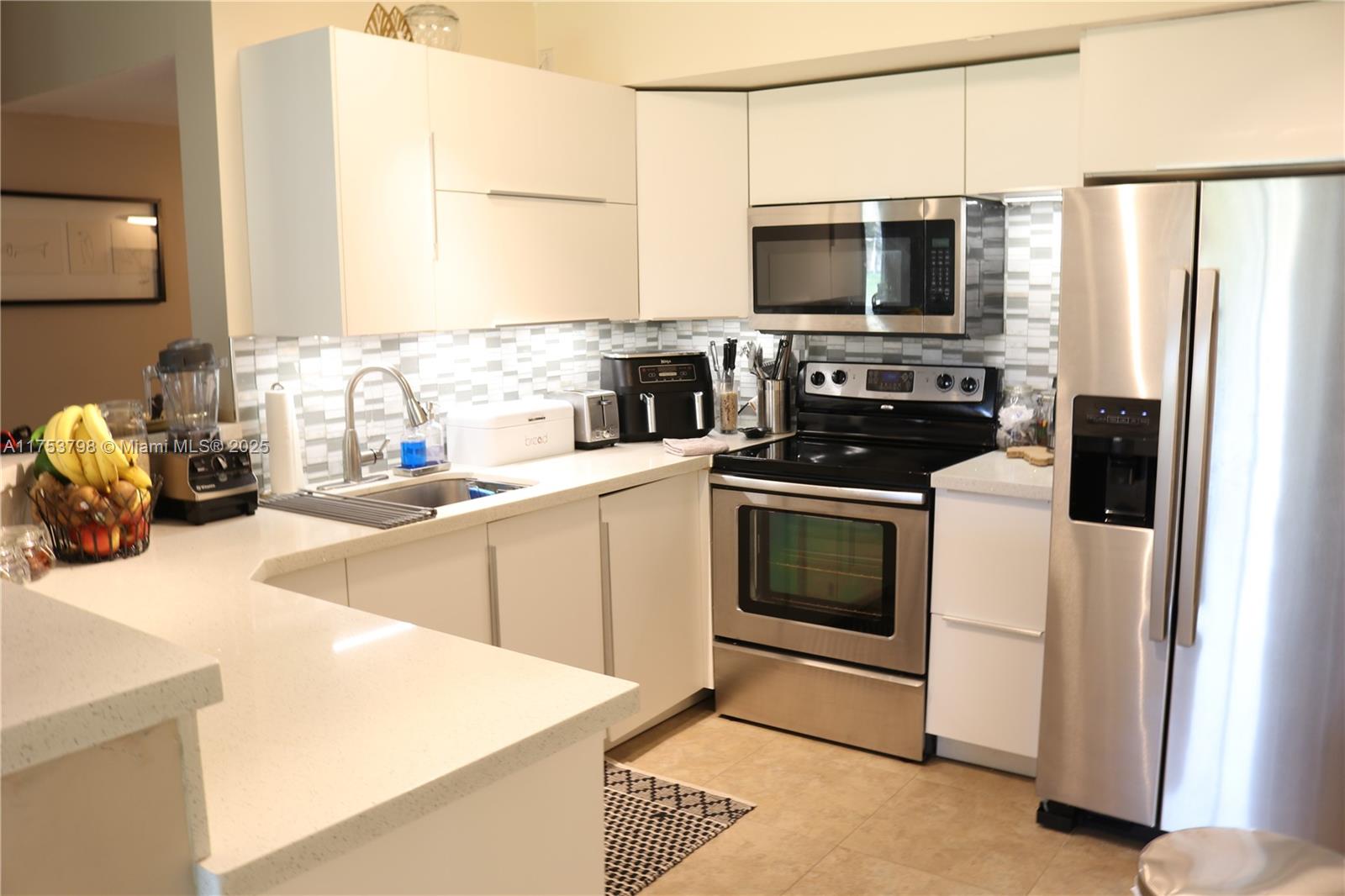 Boynton Beach Boynton Beach, FL 33435 - Photo 3 of 37