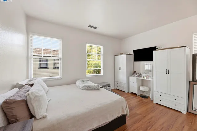 $1,450,000 | 1136 Taraya Terrace, Hercules, CA 94547