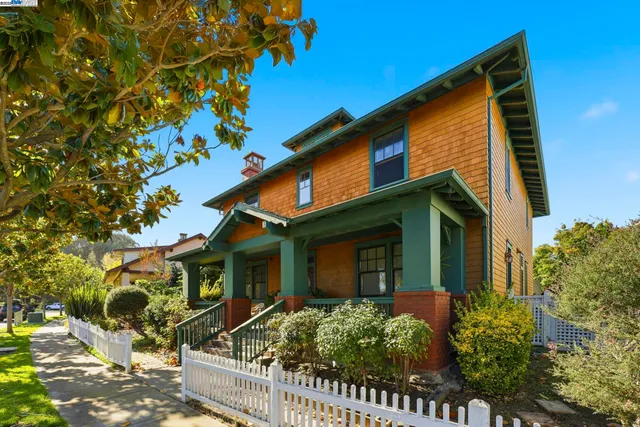 $1,450,000 | 1136 Taraya Terrace, Hercules, CA 94547