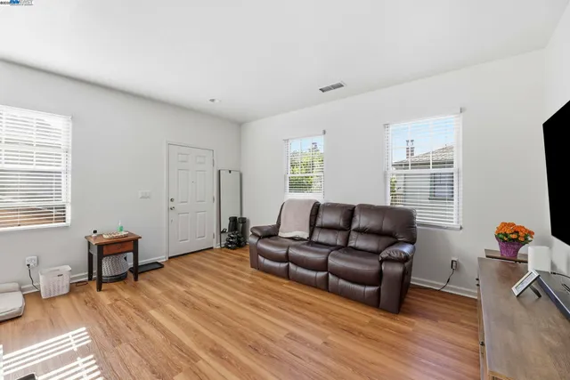 $1,450,000 | 1136 Taraya Terrace, Hercules, CA 94547