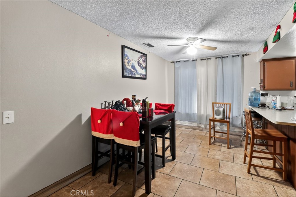 22575 Papago Road Apple Valley, CA 92307 - Photo 18 of 30