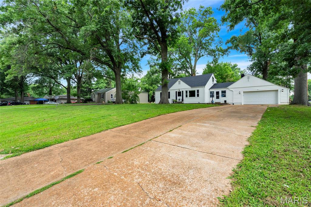 1219 Coal Bank Court St. Louis, MO 63138 - Photo 39 of 43