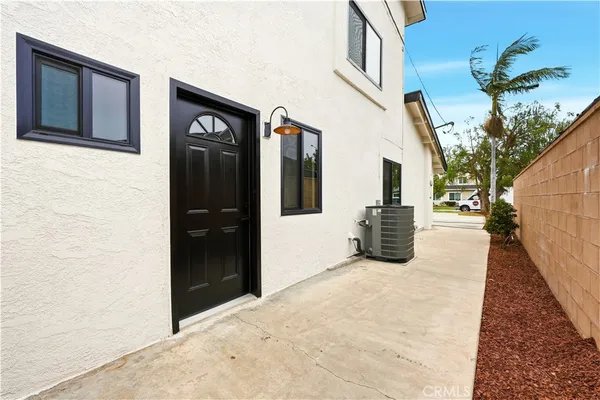 $1,599,999 | 3143 West Coolidge Avenue, Anaheim, CA 92801