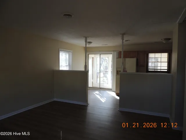 $1,250 | 228 Lakewood Drive, Jacksonville, NC 28546