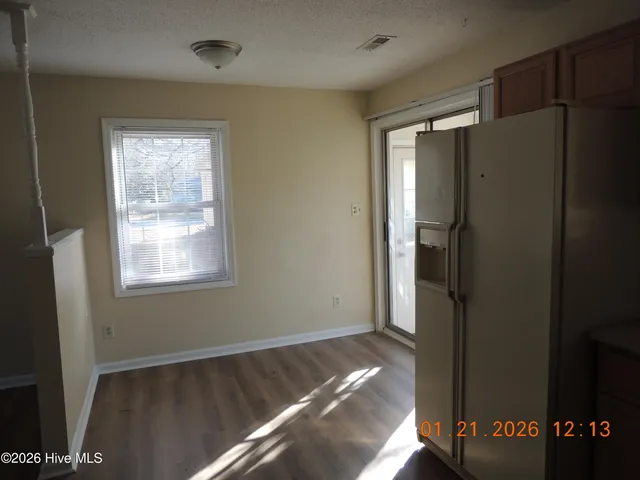 $1,250 | 228 Lakewood Drive, Jacksonville, NC 28546