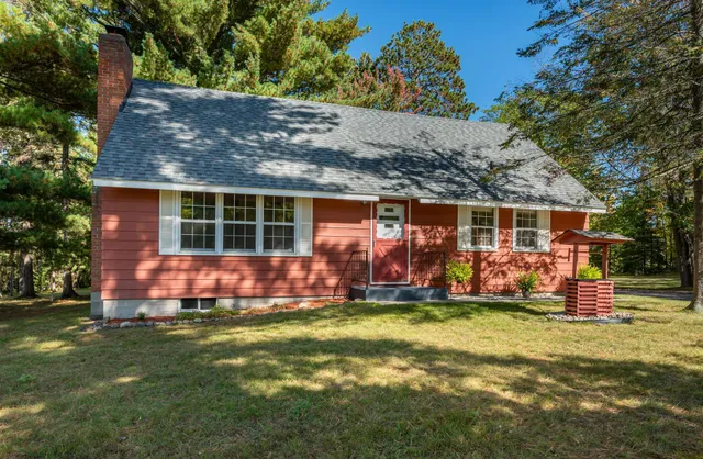 $399,000 | 1323 Golf Course Road, Grand Rapids, MN 55744