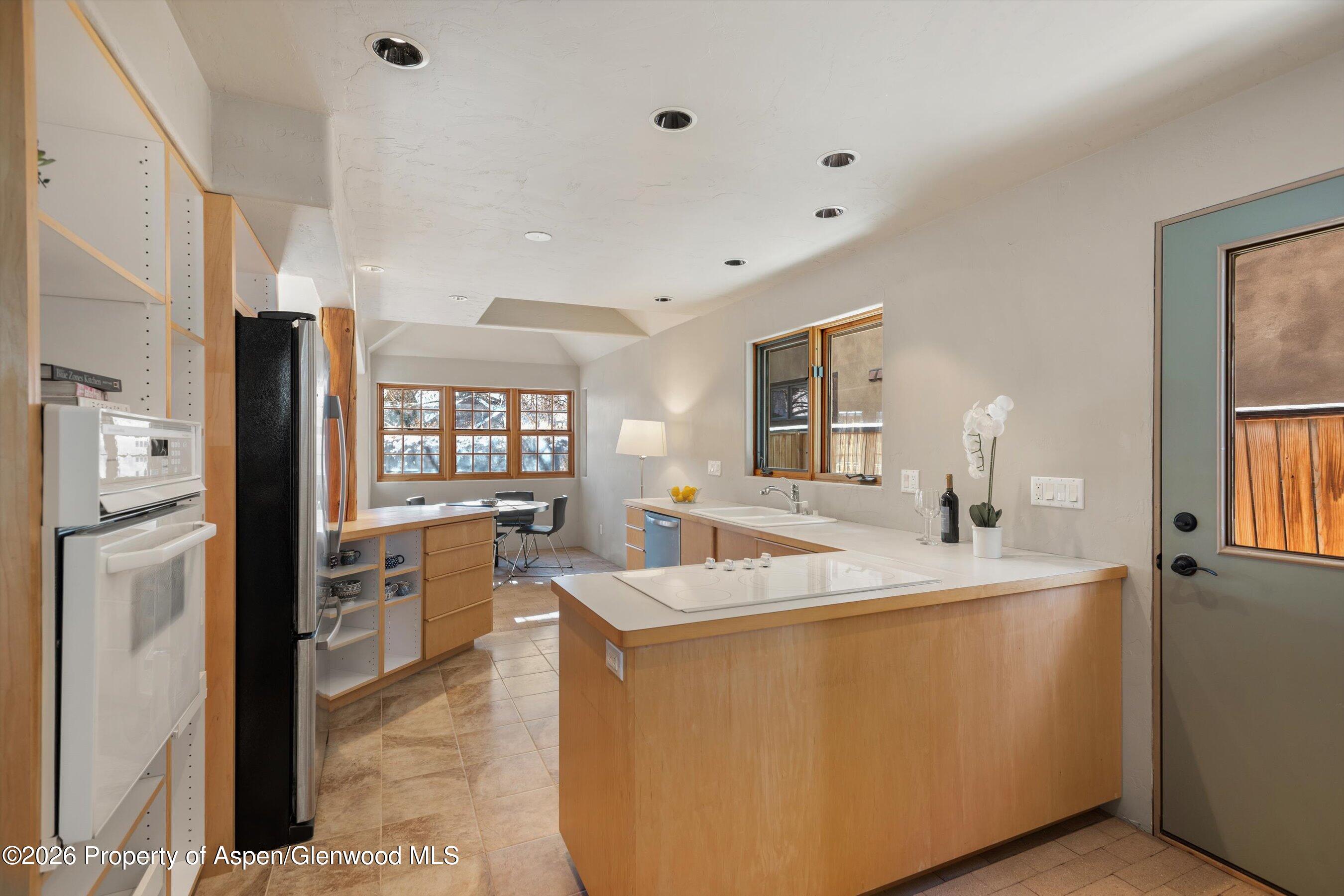 358 Euclid Avenue Carbondale, CO 81623 - Photo 10 of 36 07-358EuclidAve_251204005