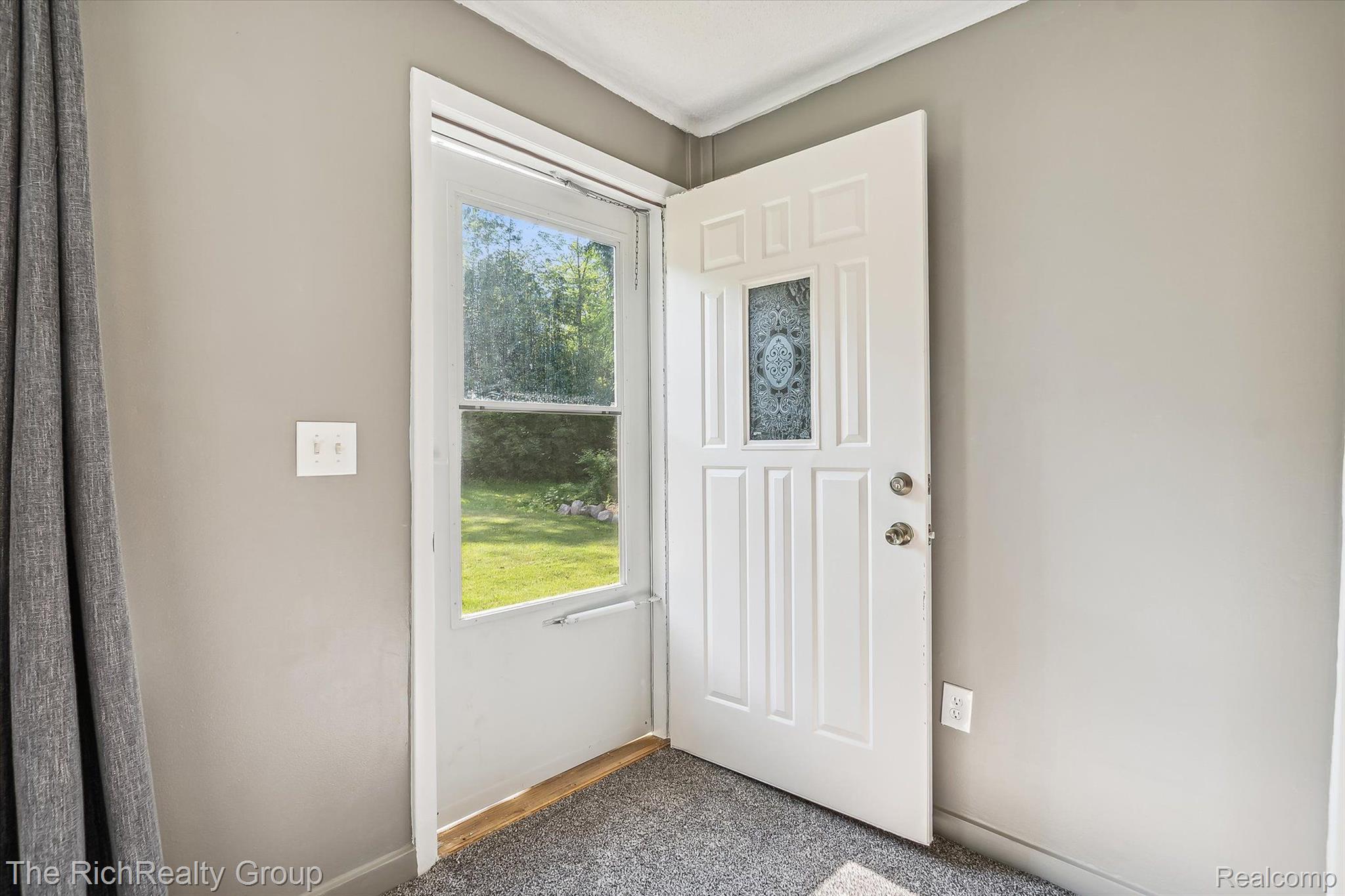 4592 Willard Road South Canton, MI 48188 - Photo 5 of 26