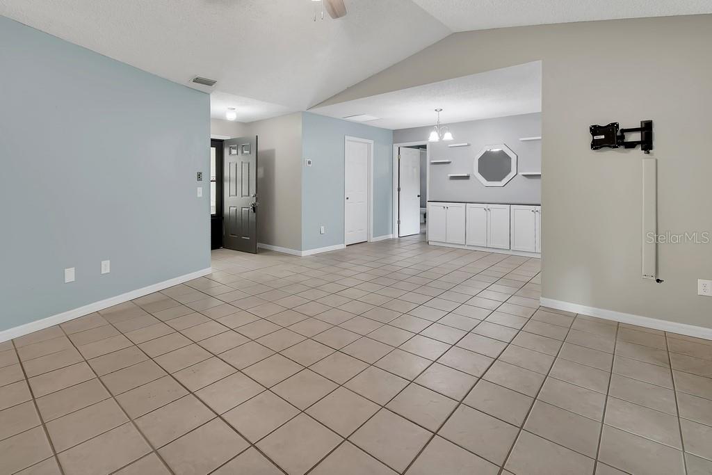 235 West Retta Street De Leon Springs, FL 32130 - Photo 11 of 32