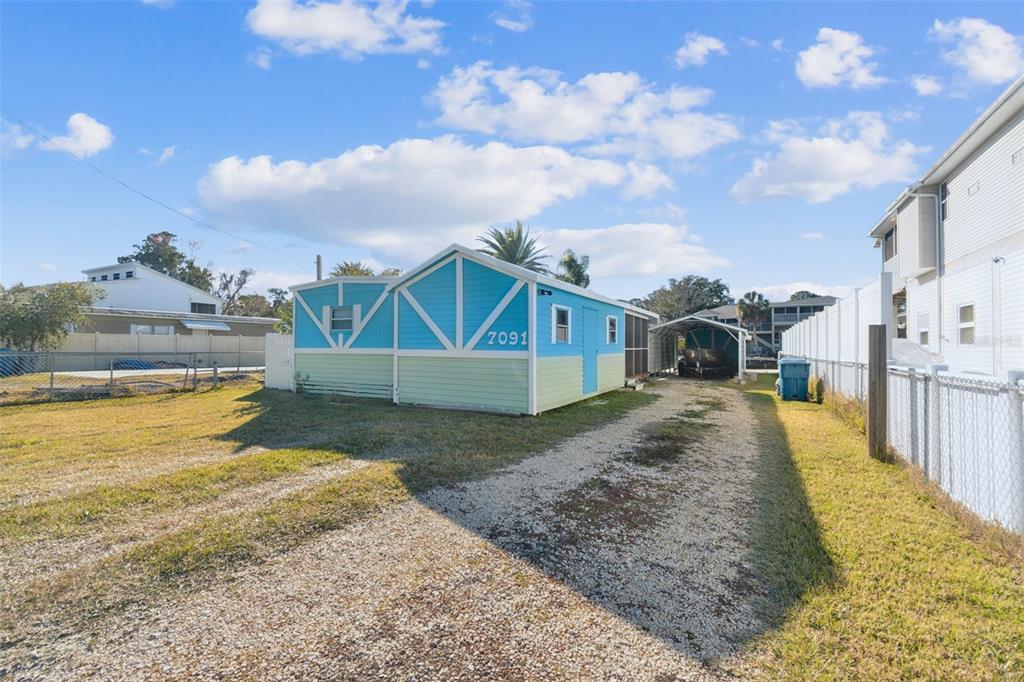 7091 Westwind Street Weeki Wachee, FL 34607 - Photo 8 of 79