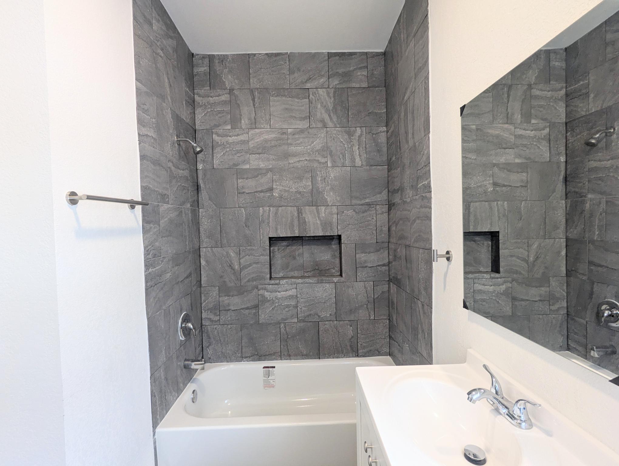 1201 Center Street Racine, WI 53403 - Photo 12 of 13 PXL_20260130_171543318~2