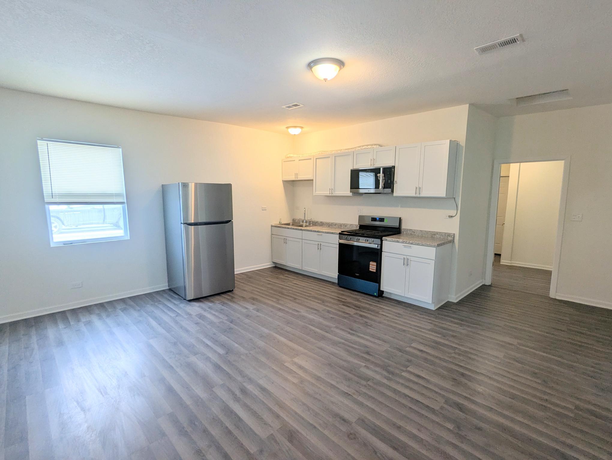 1201 Center Street Racine, WI 53403 - Photo 3 of 13 PXL_20260130_171408019.MP~2