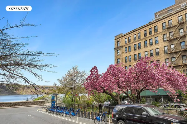 $699,000 | 875 West 181st Street, Unit 3A | Hudson Heights