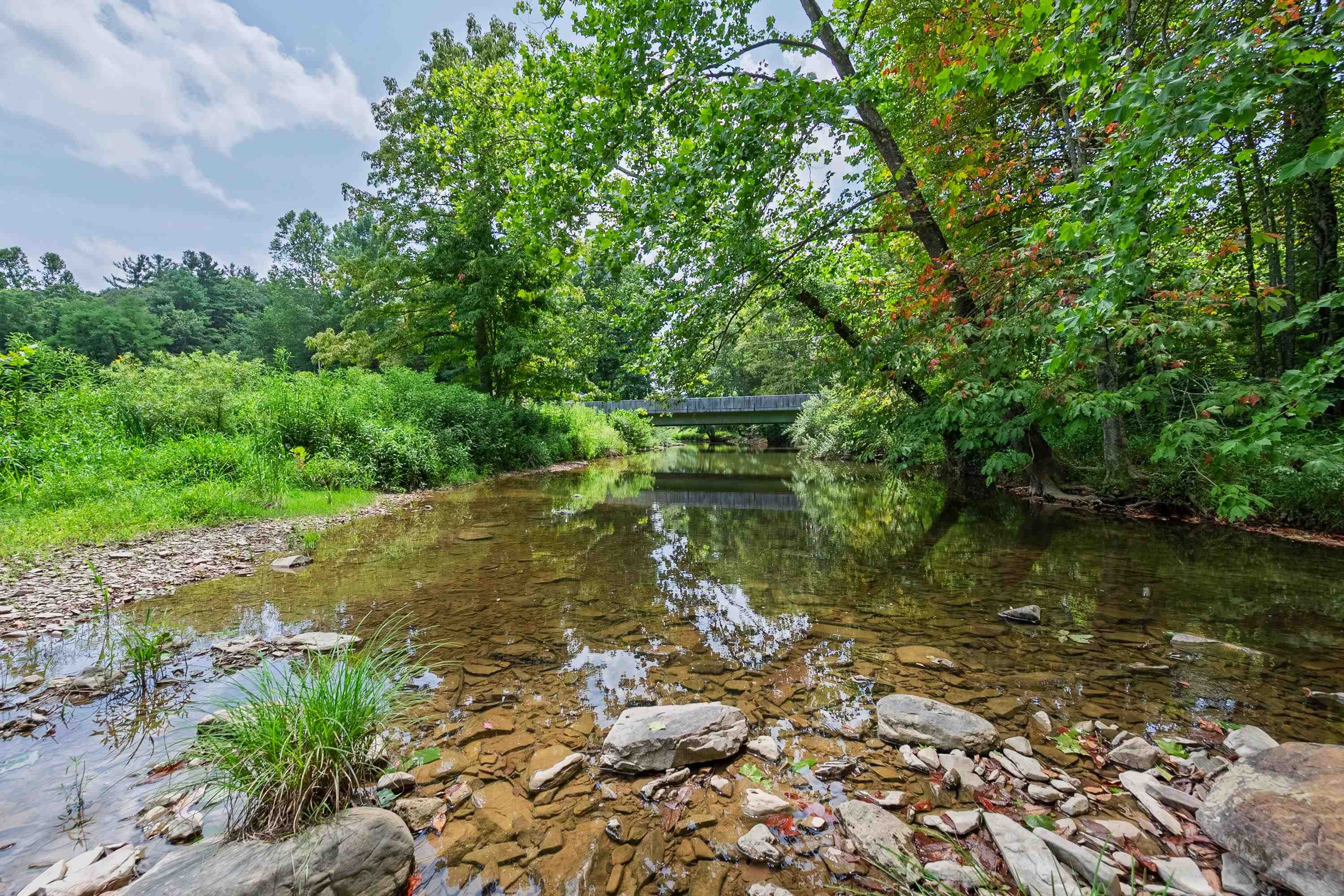 5685 Robinson Tract Road Pulaski, VA 24301 - Photo 34 of 82 Gallery Image 34