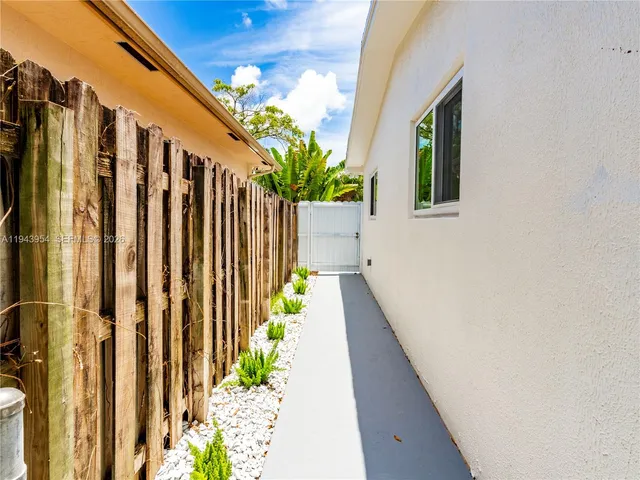 $589,999 | 254 Southwest 4th Street, Dania Beach, FL 33004
