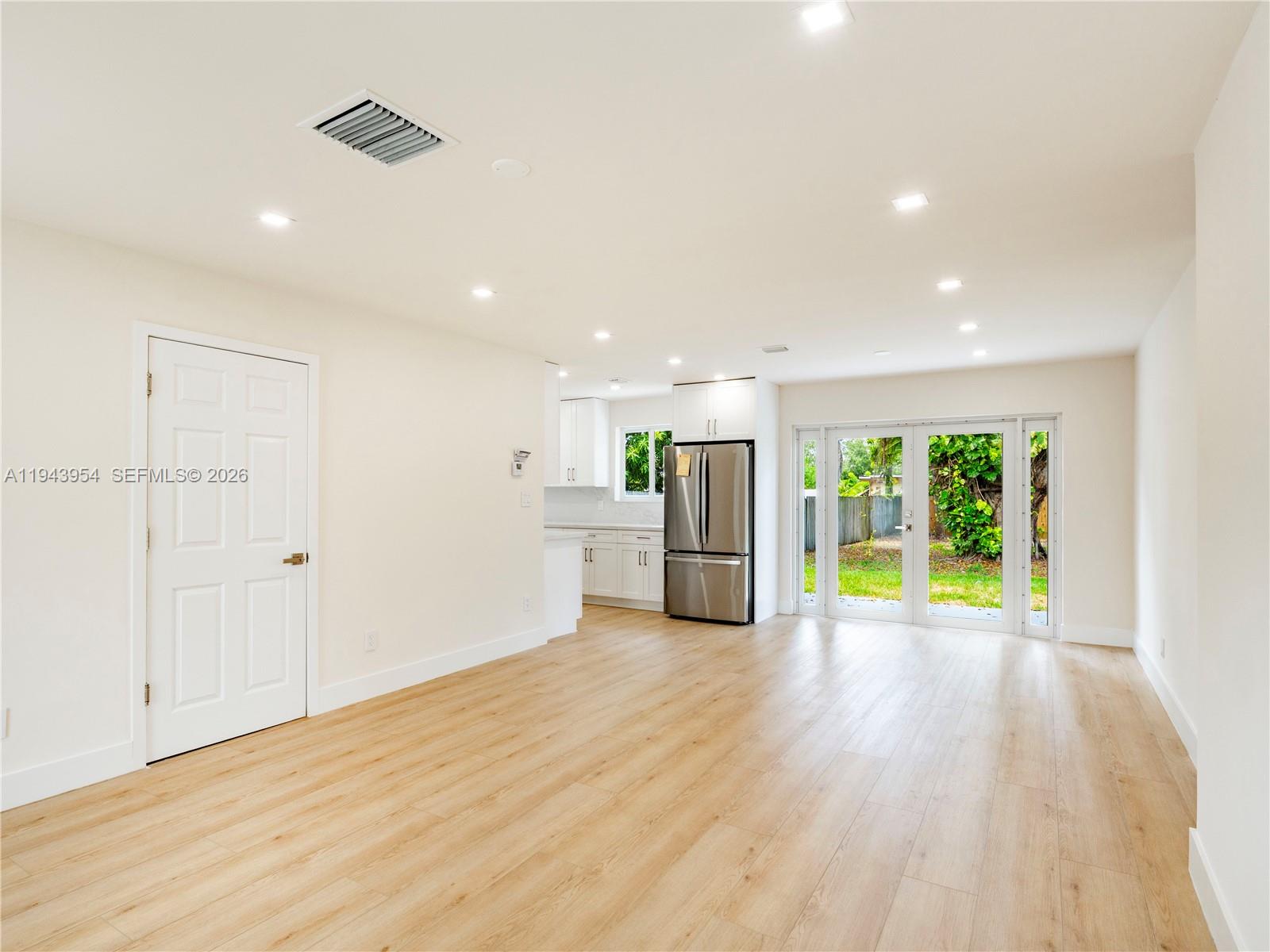 254 Southwest 4th Street Dania Beach, FL 33004 - Photo 4 of 33