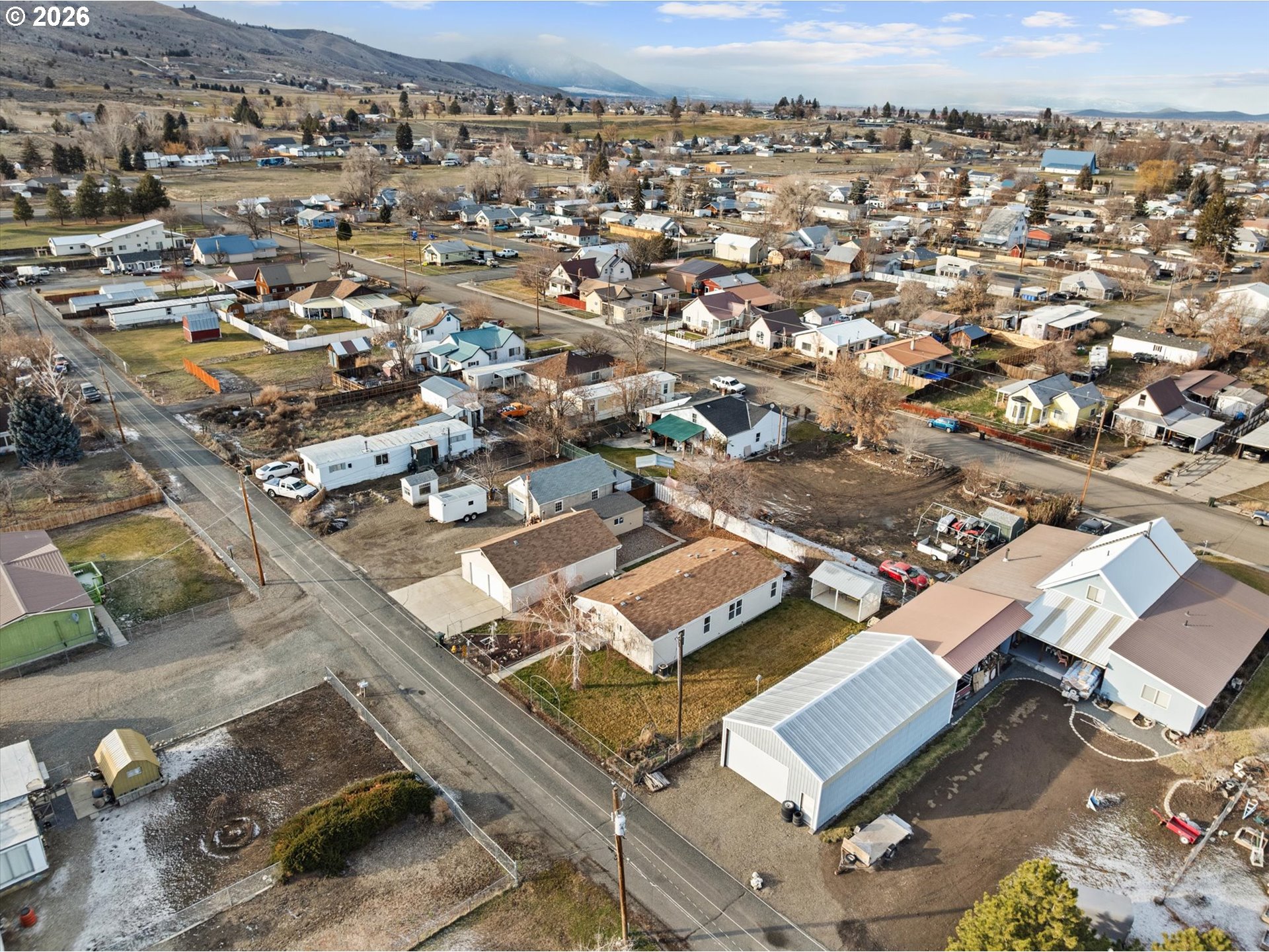 2106 Colorado Place Baker City, OR 97814 - Photo 13 of 40 an aerial view of a residential houses with city view