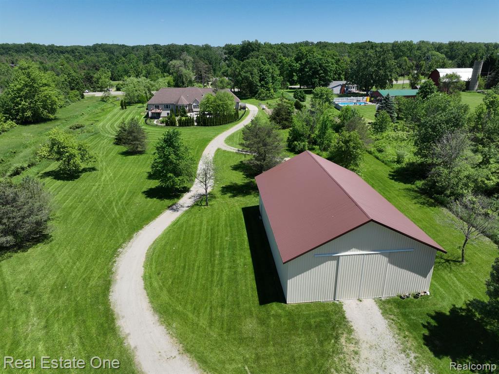 2482 South Latson Road Howell, MI 48843 - Photo 8 of 87