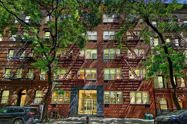 $299,999 | 321 East 89th Street, Unit 2B | Upper East Side