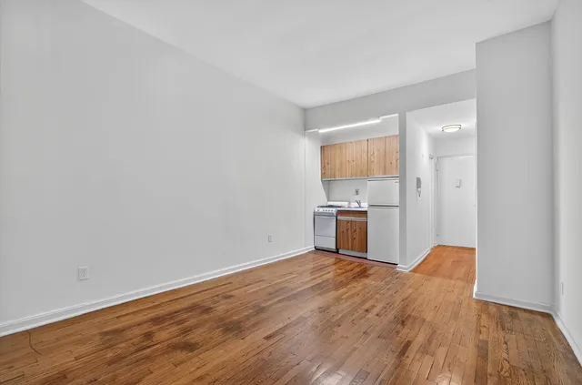 $299,999 | 321 East 89th Street, Unit 2B | Upper East Side