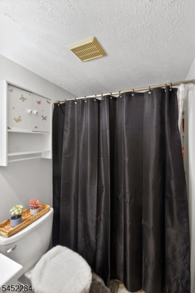 675 Bound Brook Road Dunellen, NJ 08812 - Photo 14 of 16 Gallery Image 14
