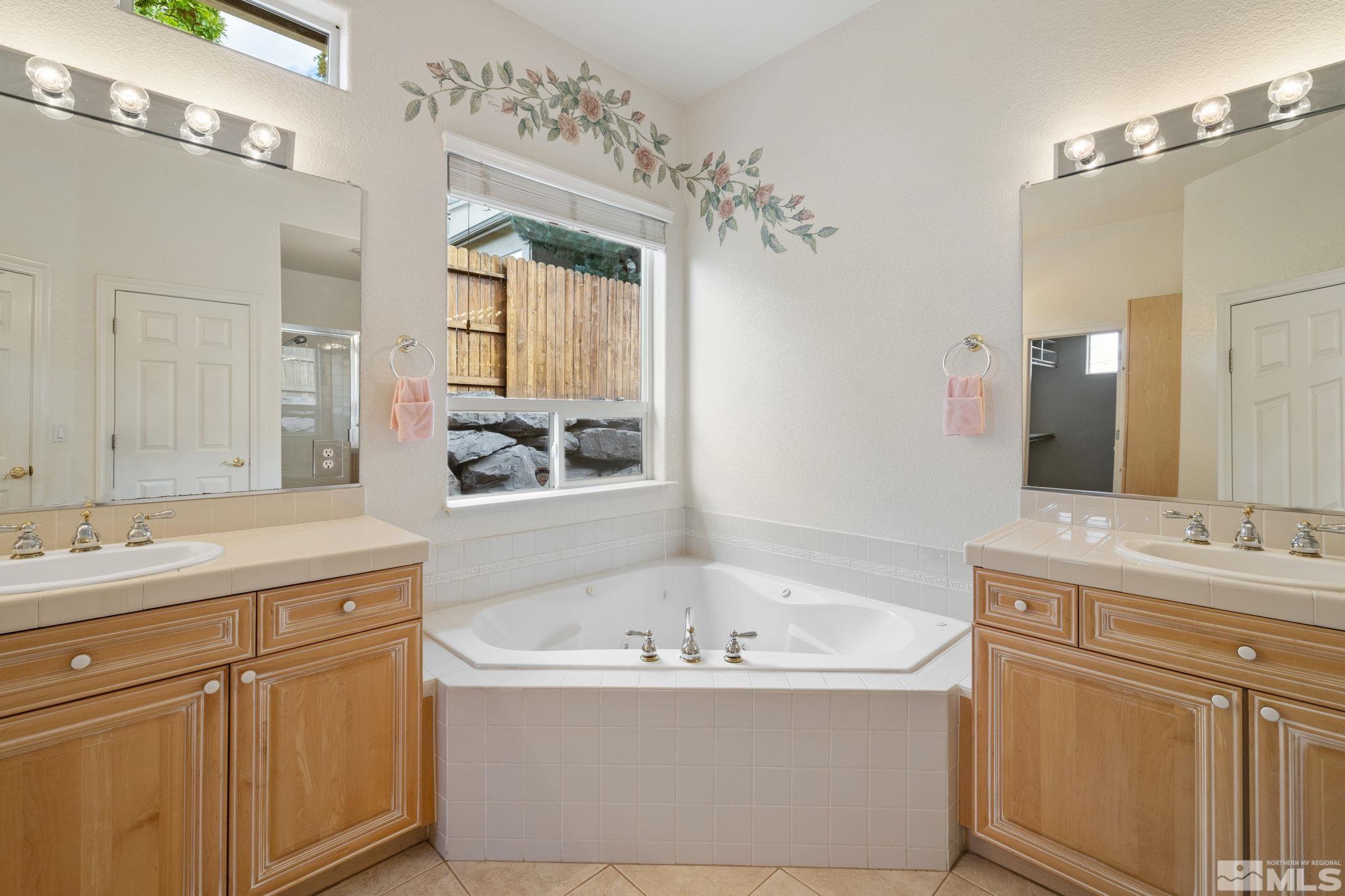 2589 Rampart Terrace Reno, NV 89519 - Photo 30 of 38 Photo 32