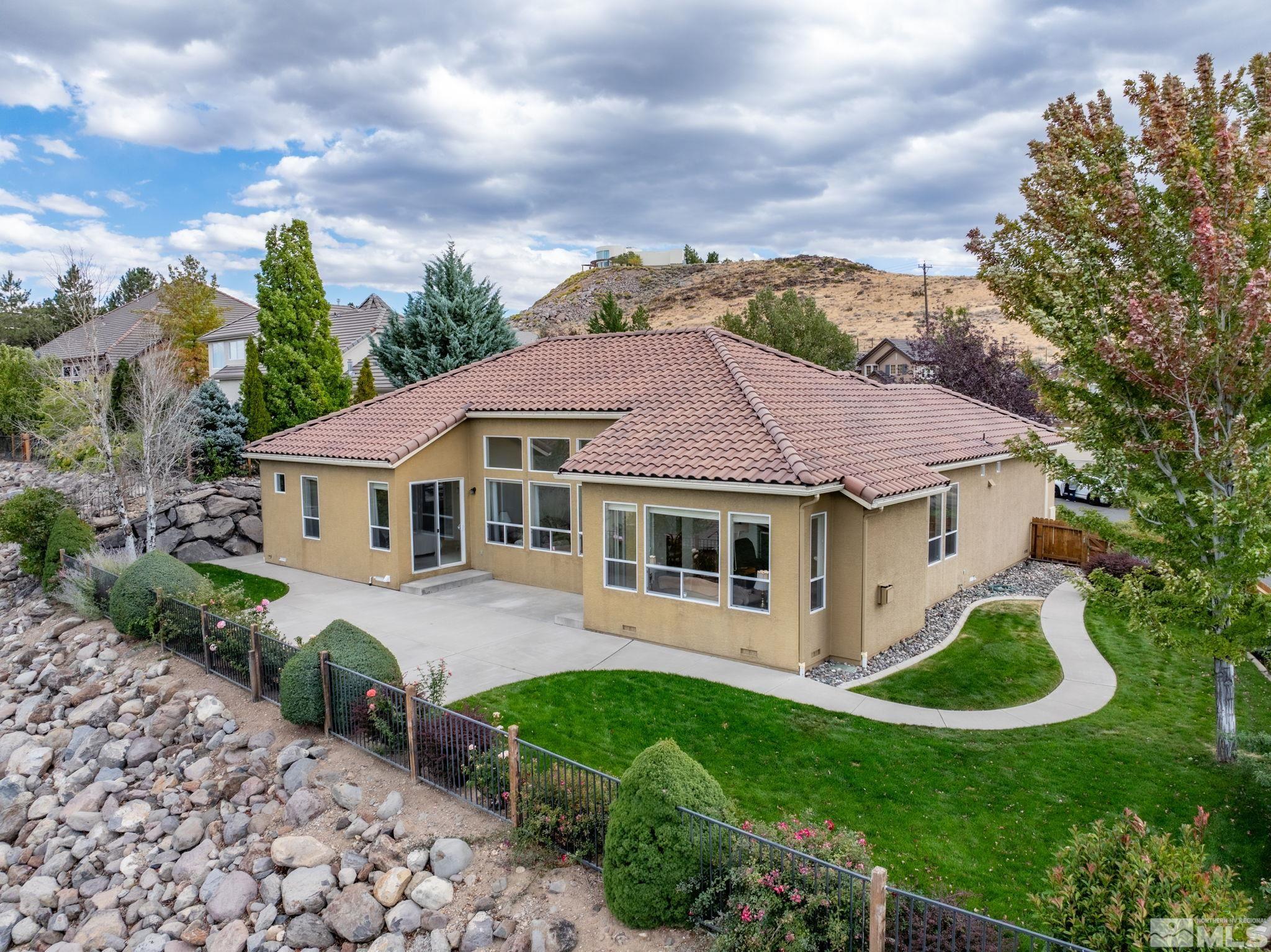 2589 Rampart Terrace Reno, NV 89519 - Photo 8 of 38 Photo 10