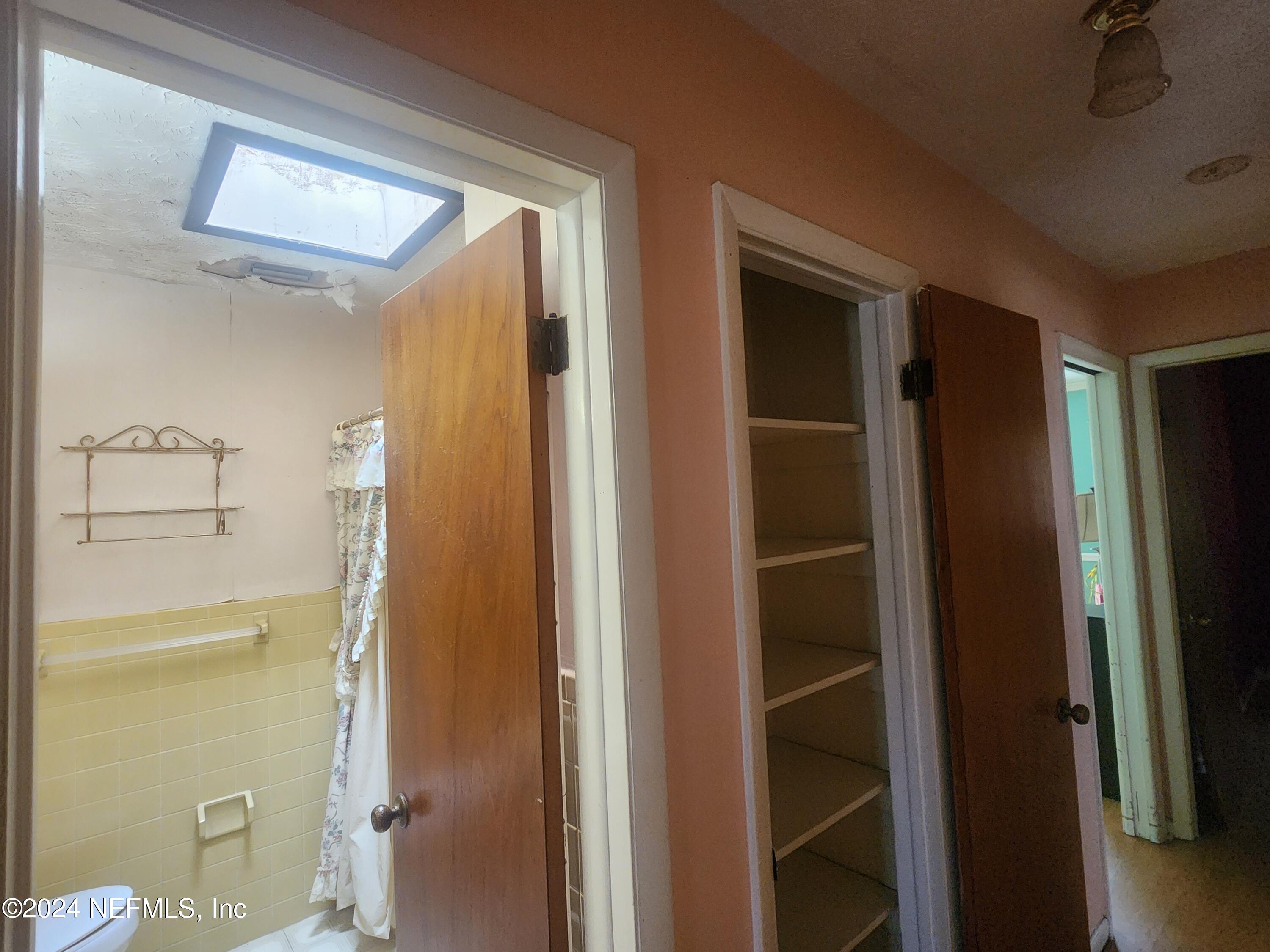 8181 Vermanth Road, Unit 11 Jacksonville, FL 32211 - Photo 18 of 23 20240525_105115