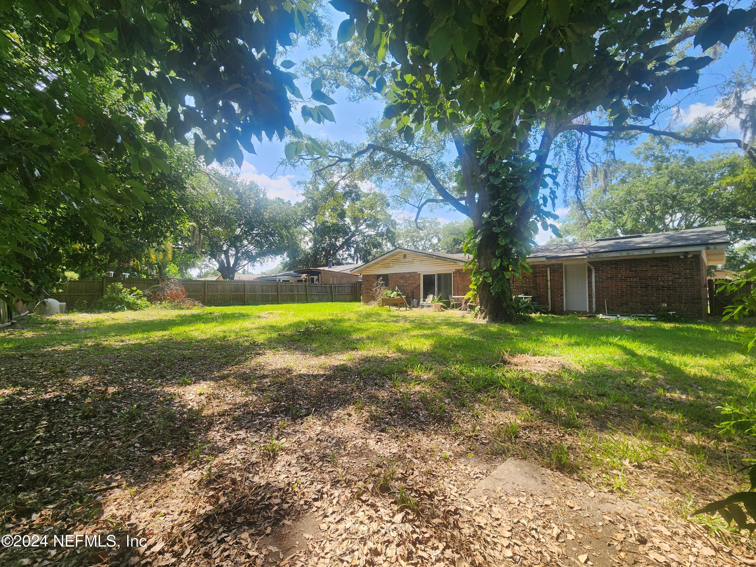 8181 Vermanth Road, Unit 11 Jacksonville, FL 32211 - Photo 21 of 23 20240525_105955