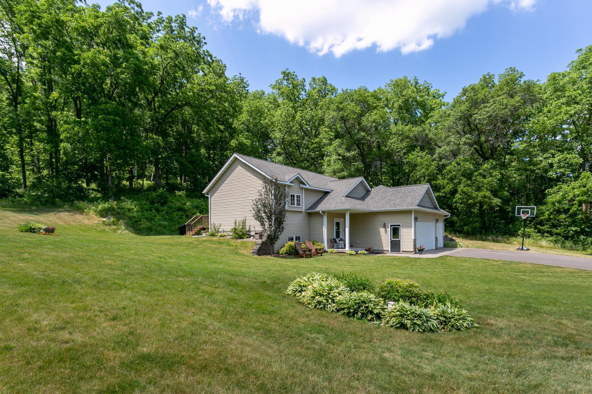 488 Old Cemetery Road Roberts, WI 54023 - Photo 2 of 33 Gallery Image 2