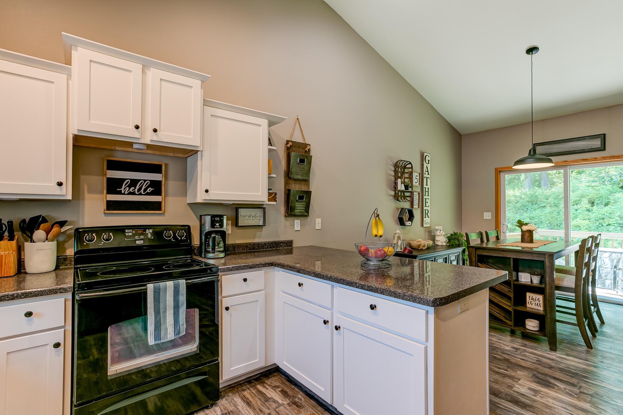488 Old Cemetery Road Roberts, WI 54023 - Photo 5 of 33 Gallery Image 5