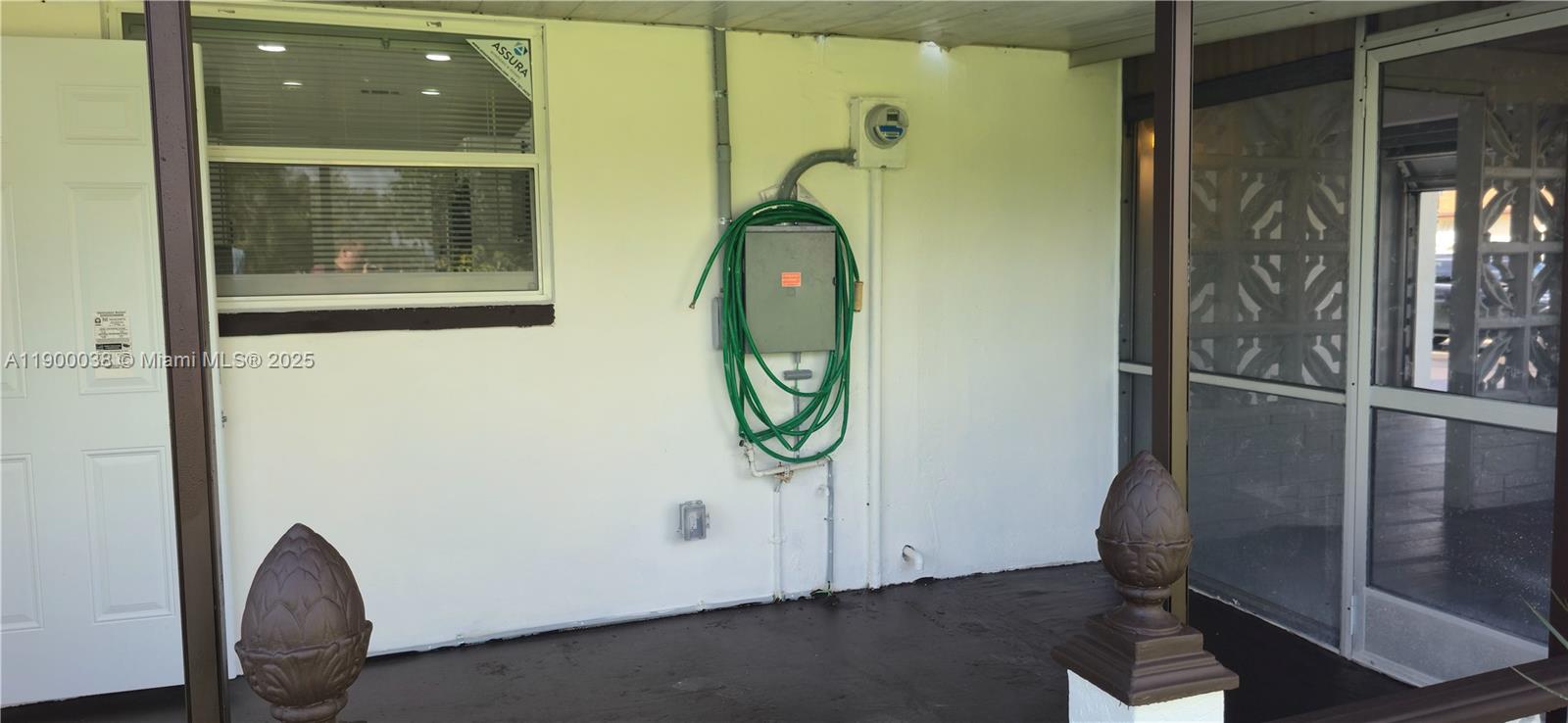 4404 Northwest 46th Way, Unit 4404 Tamarac, FL 33319 - Photo 23 of 27 a bathroom with a mirror