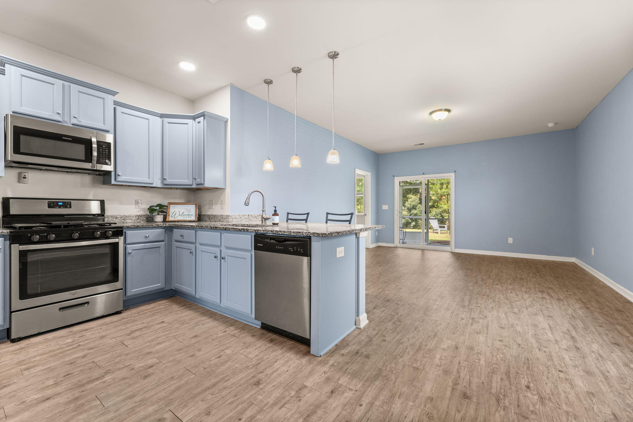 520 Glady Kitchen A