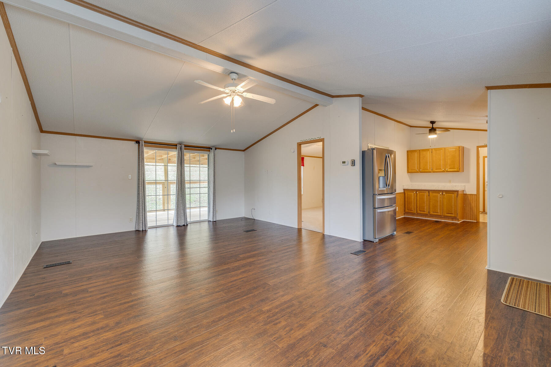 1731 Dave Buck Road Johnson City, TN 37601 - Photo 5 of 31 5